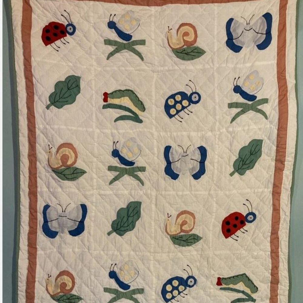 VTG Cute Butterfly Dragonfly, Ladybug, Snail Design Quilt RARE!